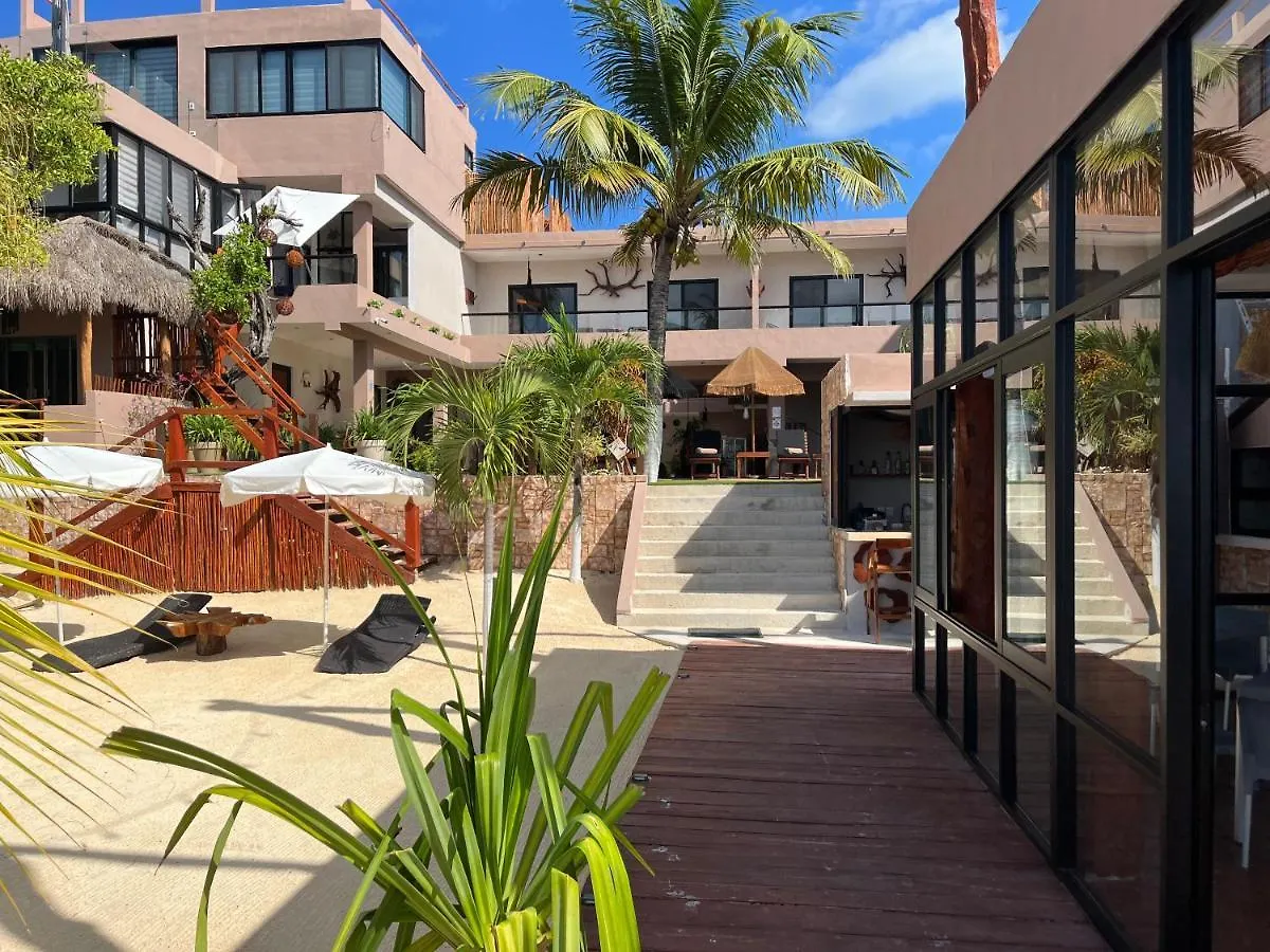 Bahia Tolok Aparthotel Ilha das Mulheres